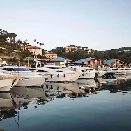 Varazzesuite Apartment Appartamento *