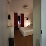 Διαμέρισμα Varazzesuite