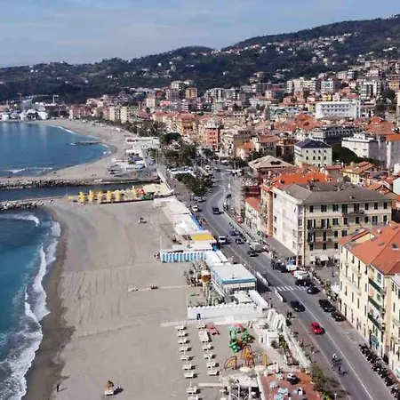 Varazzesuite Borgo Apartment * Varazze